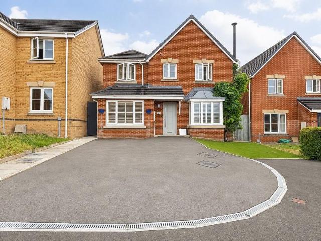 House for sale in Bryncae, Wales