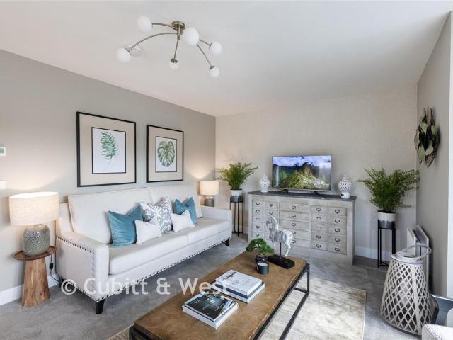 House for sale in Perryfields, West Sussex