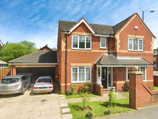 House for sale in Hatfield, South Yorkshire