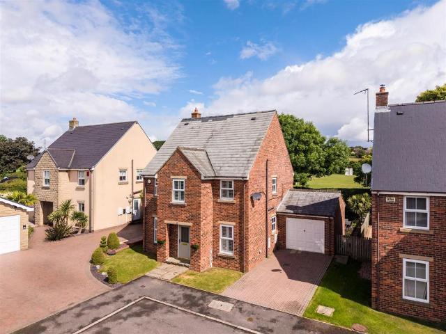 House for sale in Brackenfield, East Midlands