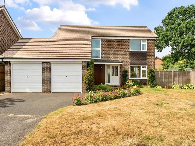 House for sale in Barton Stacey, Hampshire