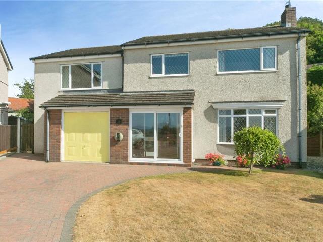 House for sale in Craigside, Wales