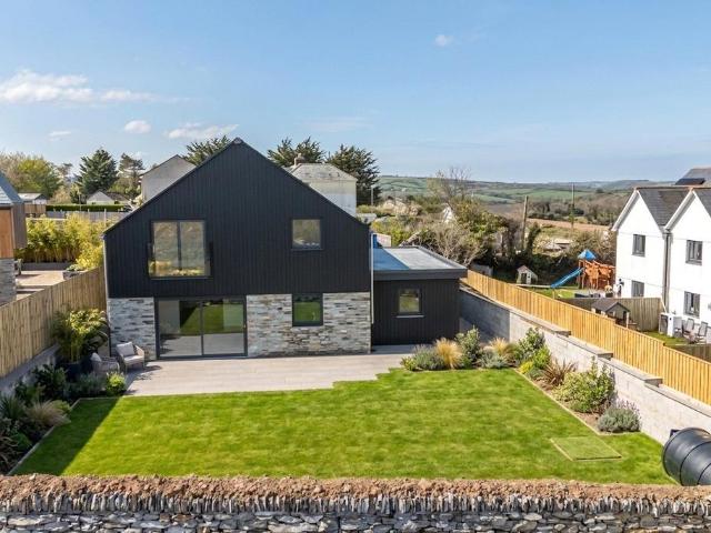 House for sale in Gonvena, Wadebridge