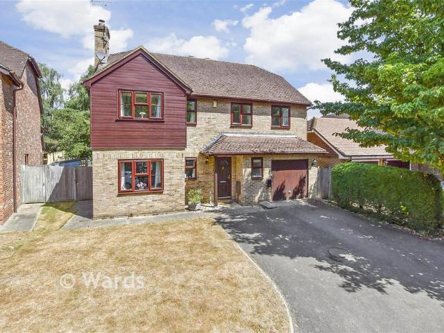 House for sale in The Butts, Kent