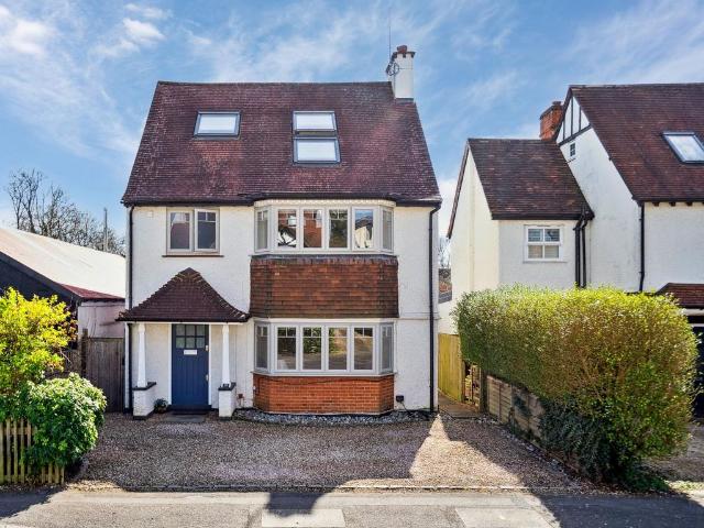 House for sale in Beaconsfield, Knotty Green