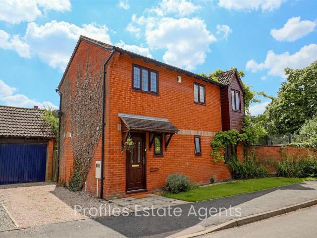 House for sale in Barton, Leicestershire