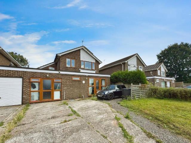 House for sale in Westfield, Heathlands