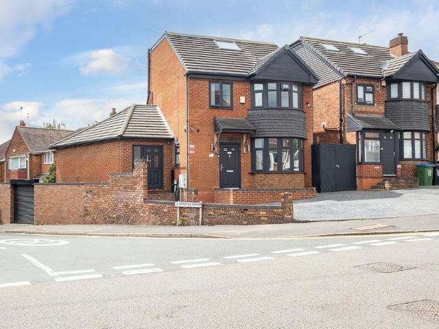 House for sale in West Midlands