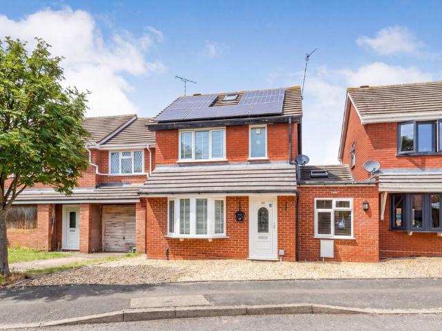 House for sale in Alderminster, Warwickshire