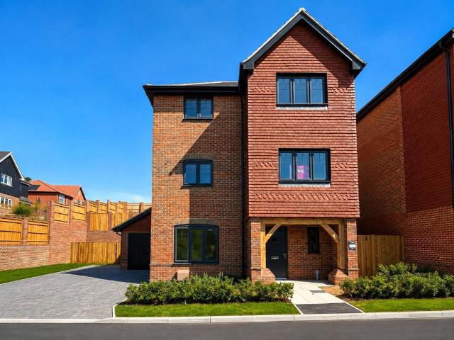 House for sale in Mortimer, West Berkshire