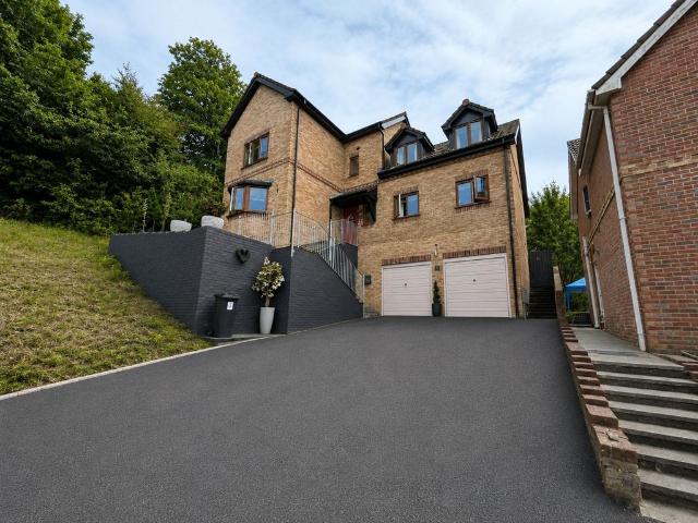 House for sale in Baglan