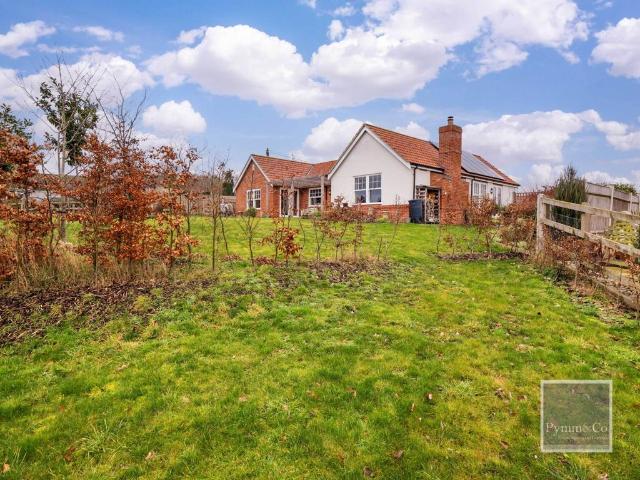 House for sale in Chedgrave, South Norfolk