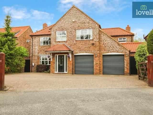 House for sale in Barnoldby Le Beck, North East Lincolnshire