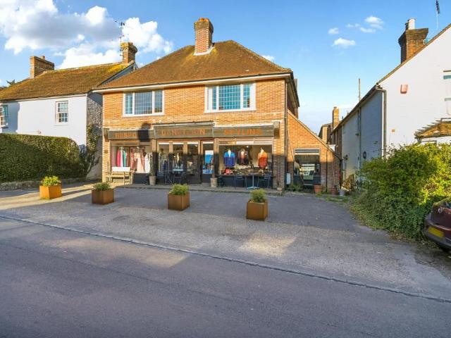 House for sale in Perryfields, West Sussex