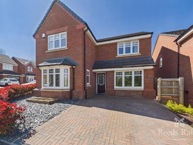 House for sale in Whittington Moor, Loundsley Green