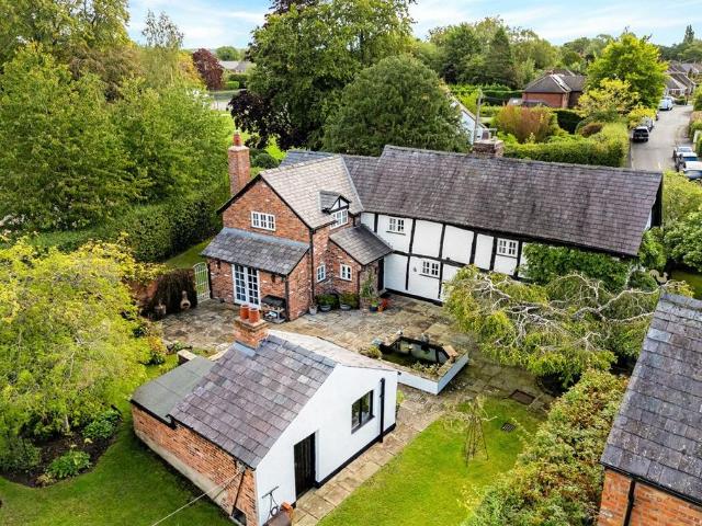 House for sale in Plumley