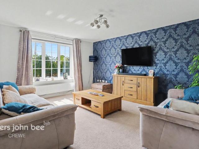 House for sale in Shavington cum Gresty, Shavington