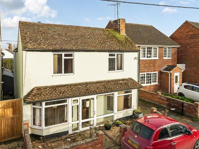 House for sale in Quarrendon, Buckinghamshire