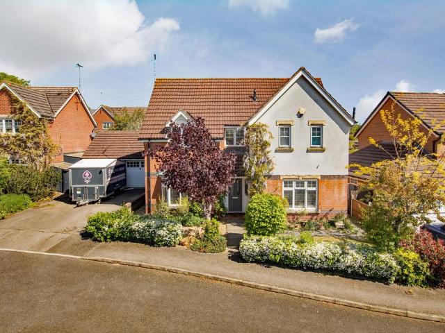 House for sale in Stanford On Avon, Leicestershire