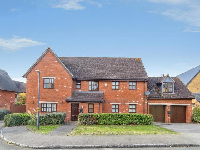 House for sale in Monkston Park, Milton Keynes