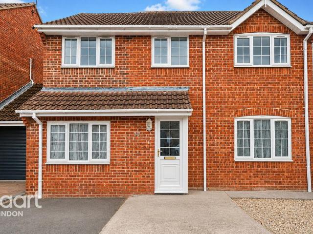 House for sale in Peatmoor, Swindon