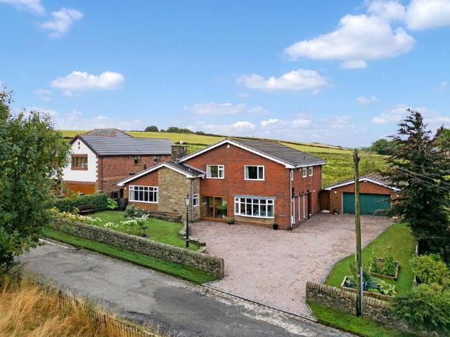 House for sale in Entwistle, Edgworth
