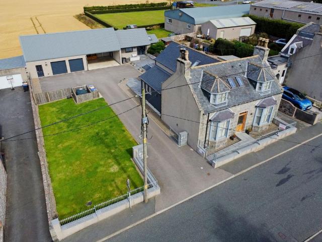 House for sale in Fyvie, Scotland