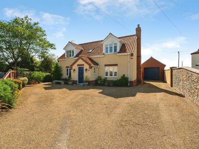 House for sale in Redenhall with Harleston, Burgh St Peter