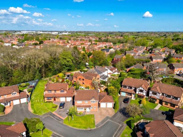 House for sale in Monkspath, West Midlands