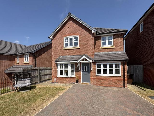 House for sale in Old Colwyn, Wales