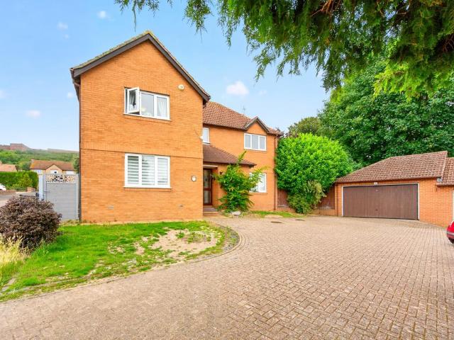 House for sale in Cosham, City Of Portsmouth