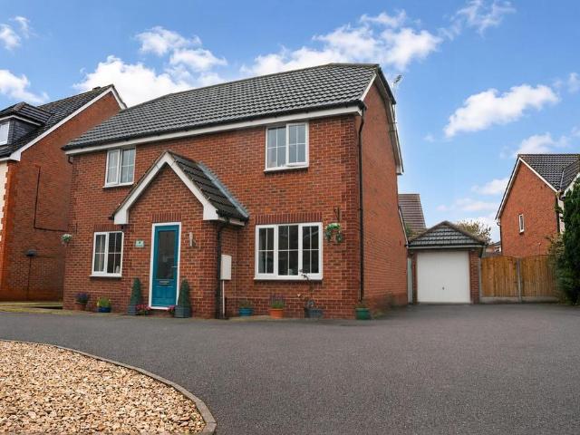 House for sale in Normanton and Altofts, Old Snydale
