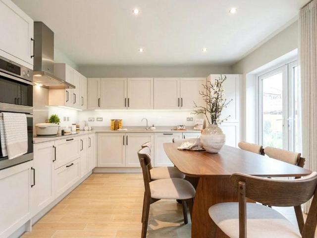 House for sale in Hounsome Fields, Priest Down