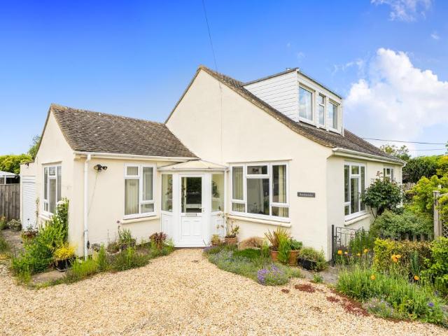 House for sale in Black Bourton, Oxfordshire
