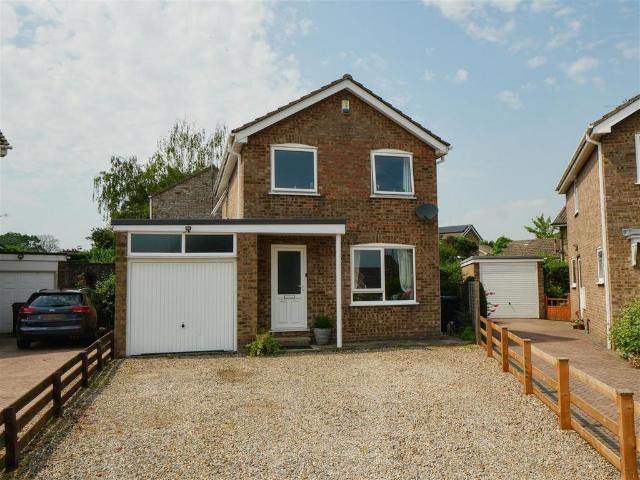 House for sale in Skelton, York