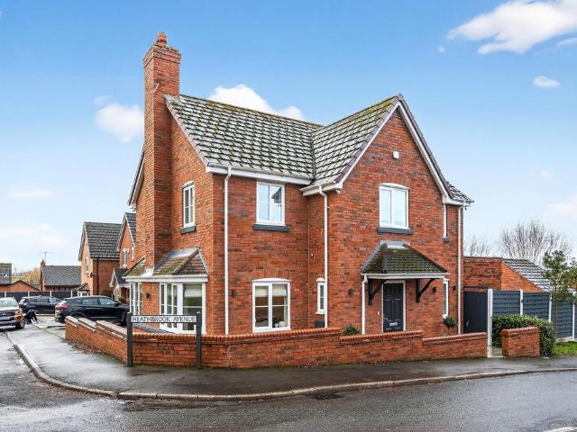 House for sale in Wall Heath, West Midlands