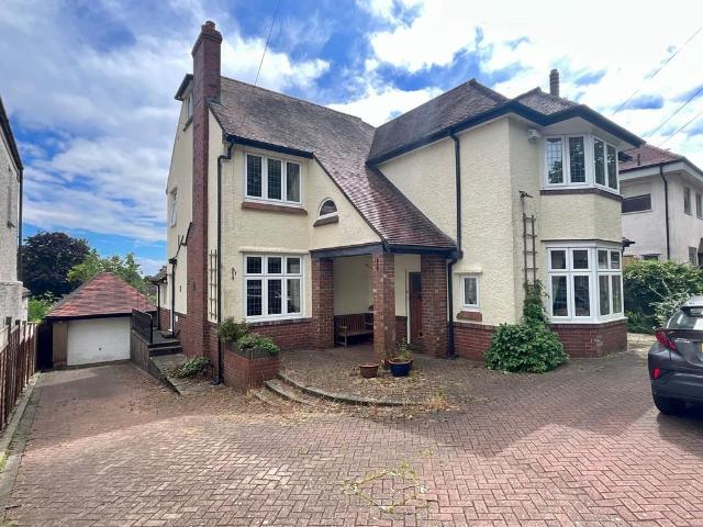 House for sale in Allt-yr-yn, Wales