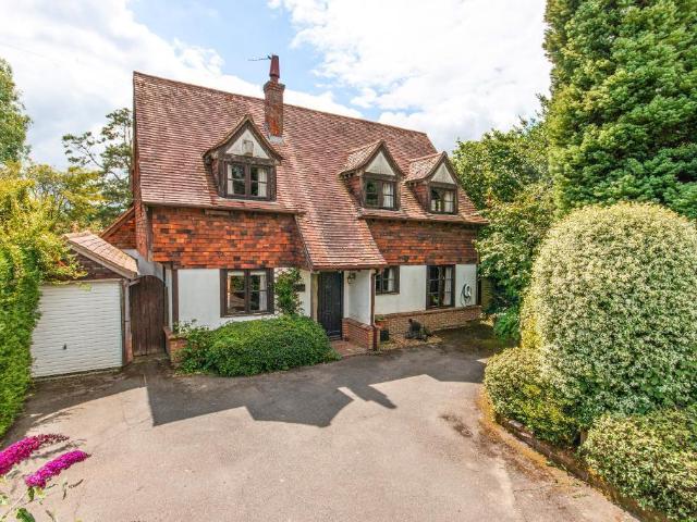 House for sale in Sandown Park, Kent