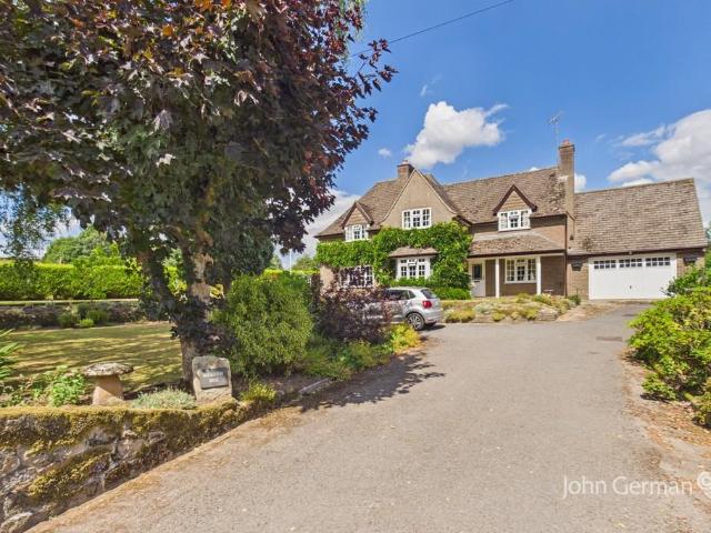 House for sale in Beamhurst, Staffordshire