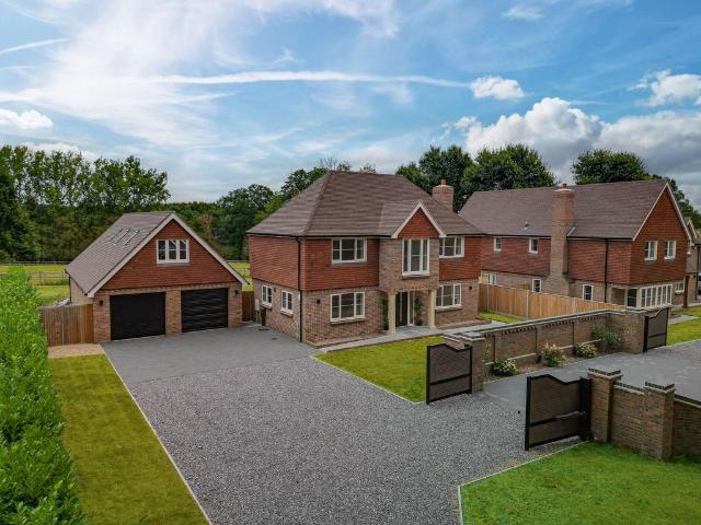 House for sale in North Boarhunt, Hampshire