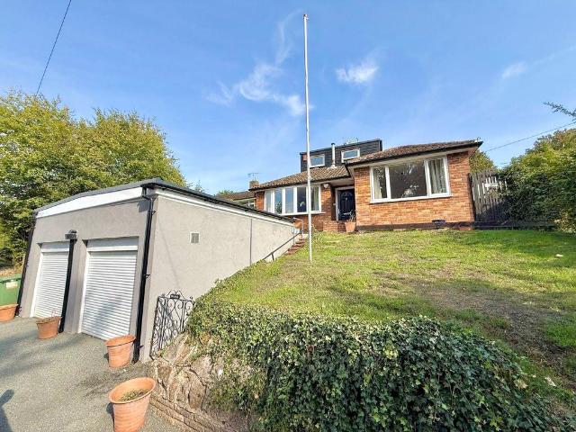 House for sale in Aley Green, Caddington