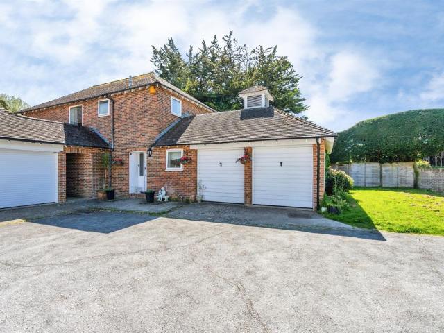 House for sale in Rose Green, Clapham