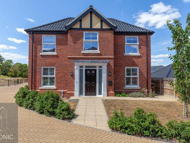 House for sale in Crostwick, Norfolk