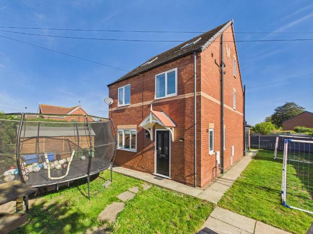 House for sale in Leconfield