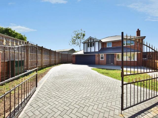 House for sale in Bourne Vale, Kent