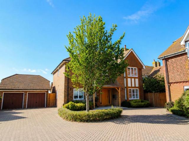 House for sale in Acol, Kent
