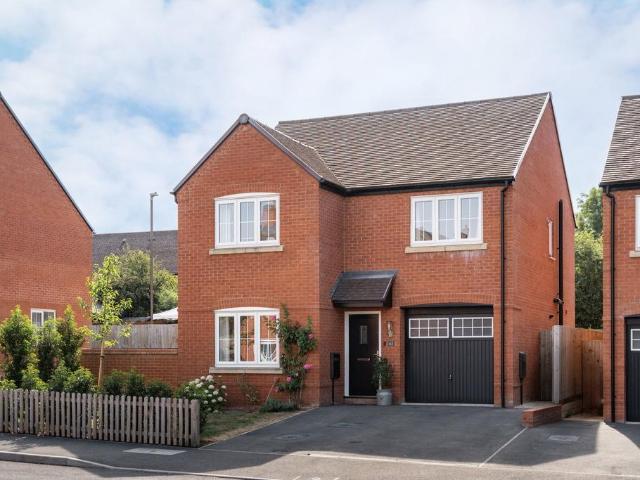 House for sale in Cheddington