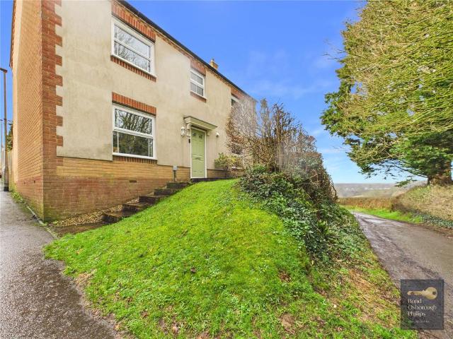 House for sale in Great Torrington, Brandis Corner