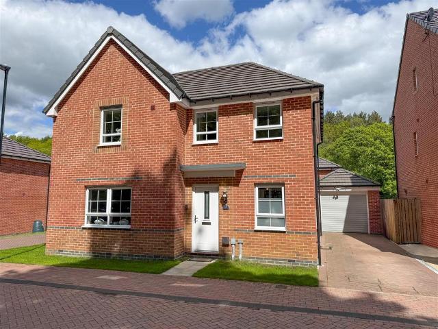 House for sale in Wharncliffe Side, Sheffield