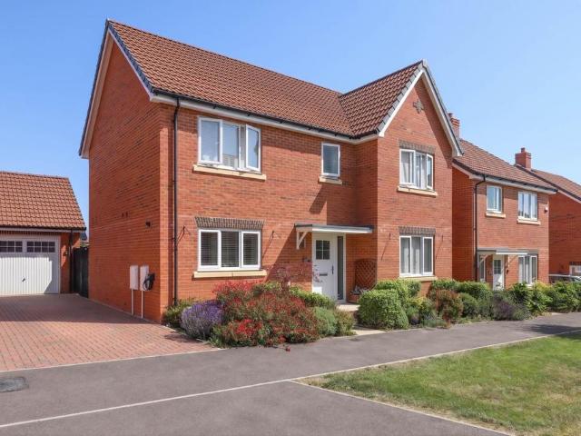 House for sale in Thornicombe, East Dorset
